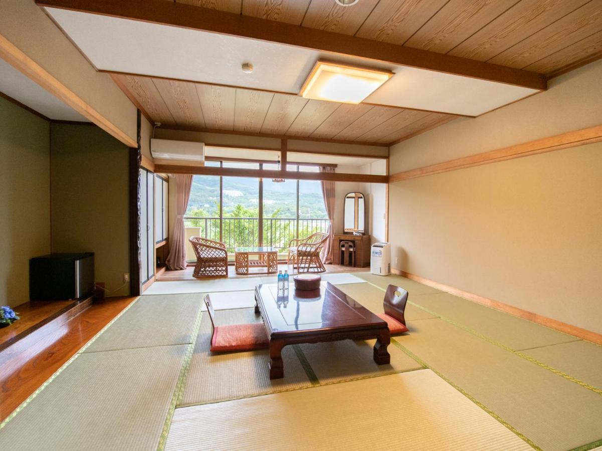 Oyo Hotel Mifuji Yamanakako Exterior photo