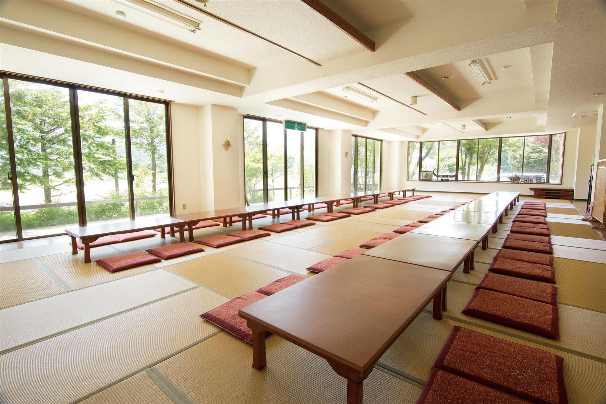 Oyo Hotel Mifuji Yamanakako Exterior photo